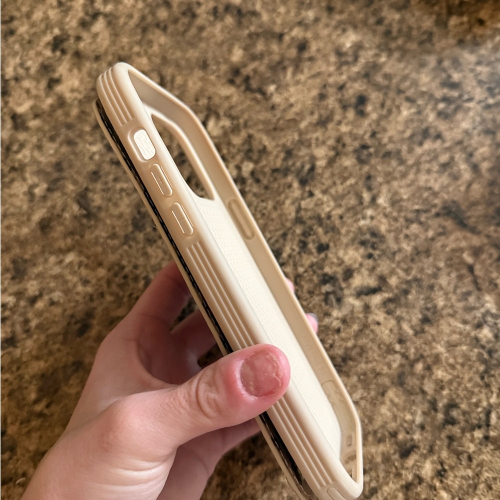 Leopard Print Phone Case - Gray and White - Picture 3 of 3